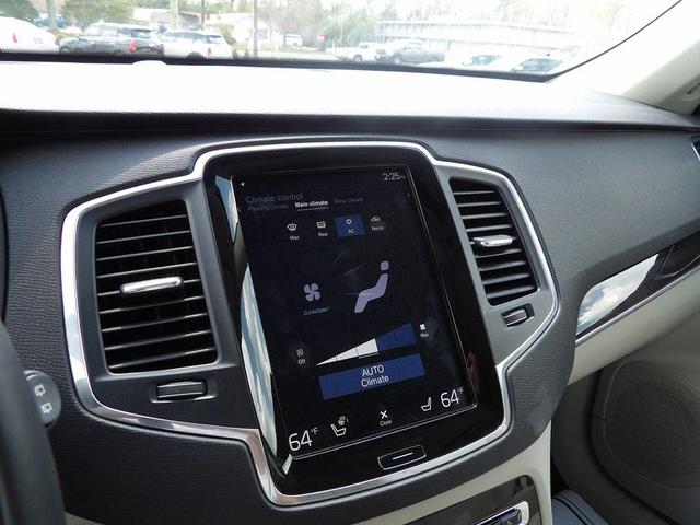 Photo of 2019 BLUE Volvo XC90