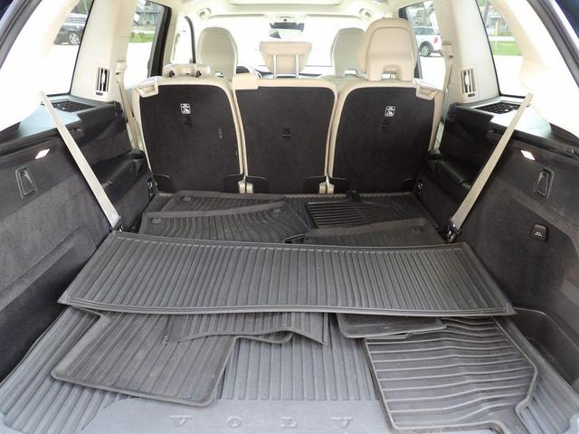 Photo of 2019 BLUE Volvo XC90