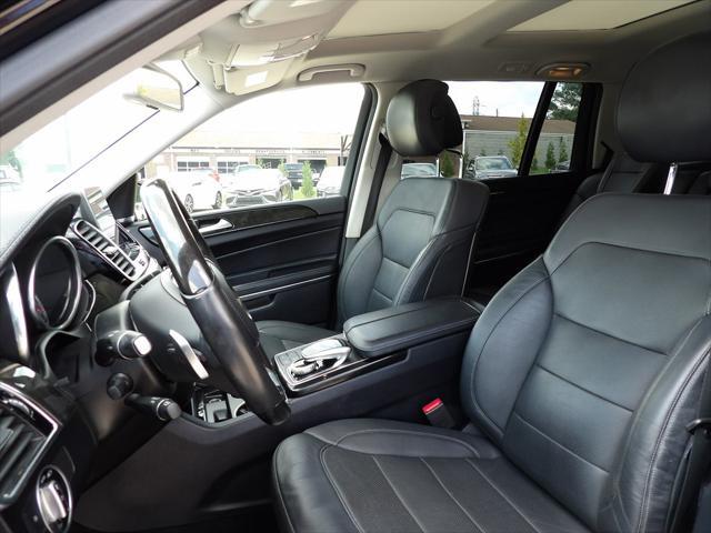 Photo of 2018 BLACK Mercedes-Benz GLS 550