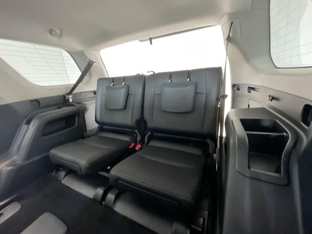 Photo of 2017 Classic Silver Metallic Toyota 4Runner