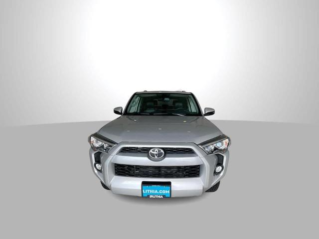 Photo of 2017 Classic Silver Metallic Toyota 4Runner