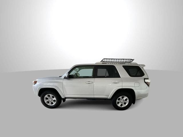 Photo of 2017 Classic Silver Metallic Toyota 4Runner
