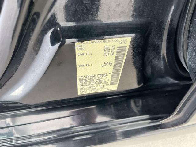 Photo of 2017 Super Black Nissan Altima