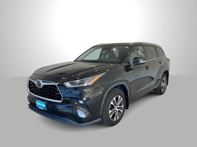 2021 Toyota Highlander