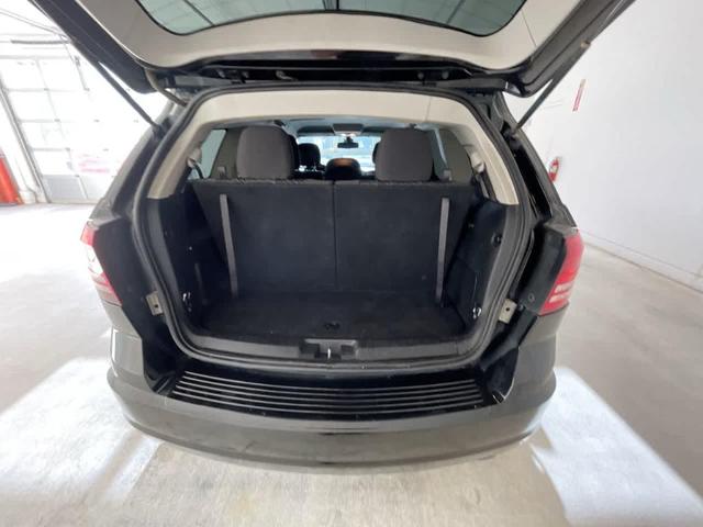 Photo of 2018 Pitch Black Clearcoat Dodge Journey