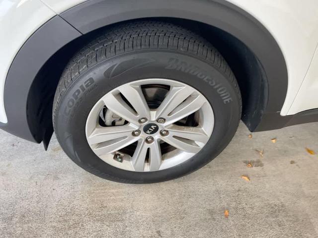 Photo of 2019 Clear White Kia Sportage