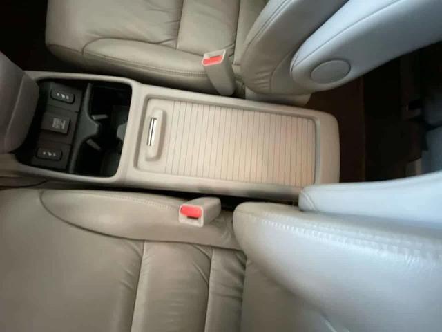 Photo of 2014 Basque Red Pearl II Honda CR-V