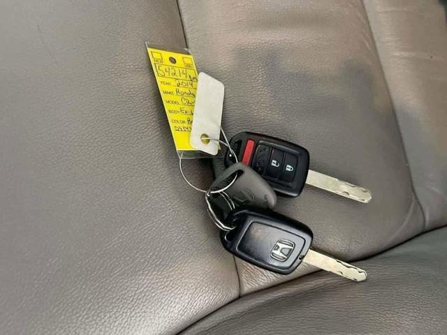 Photo of 2014 Basque Red Pearl II Honda CR-V