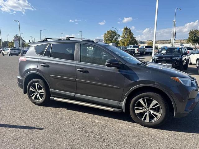 Photo of 2018 Magnetic Gray Metallic Toyota RAV4