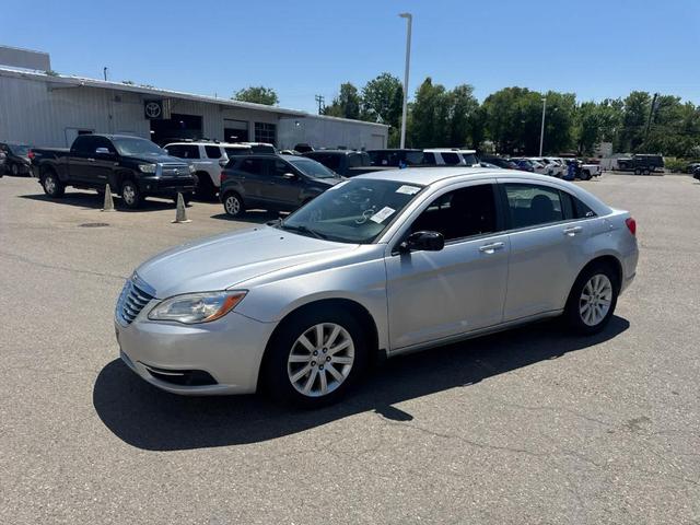 2012 Chrysler 200