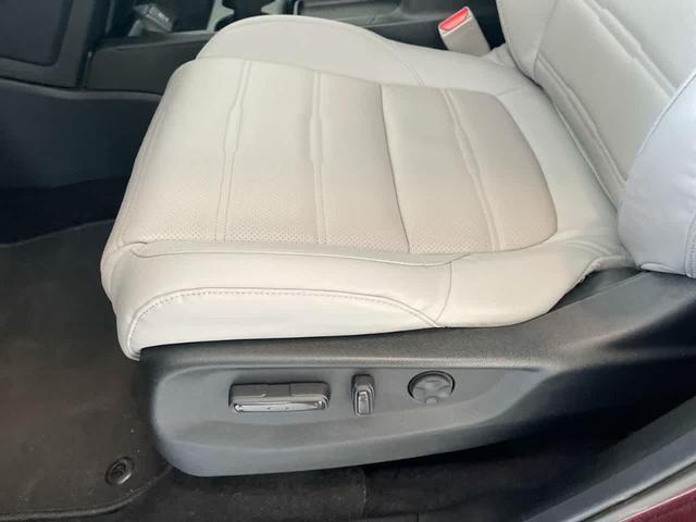 Photo of 2017 Basque Red Pearl II Honda CR-V