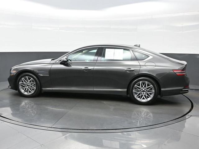 Photo of 2025 Makalu Gray Genesis G80