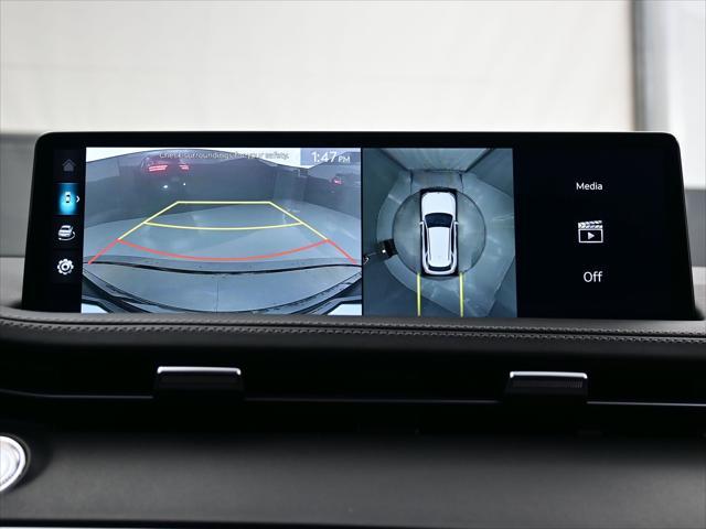Photo of 2025 Vik Black Genesis GV70