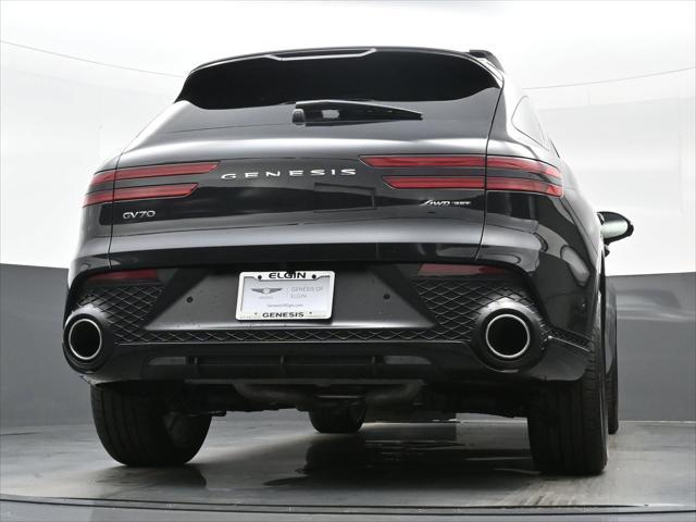 Photo of 2025 Vik Black Genesis GV70