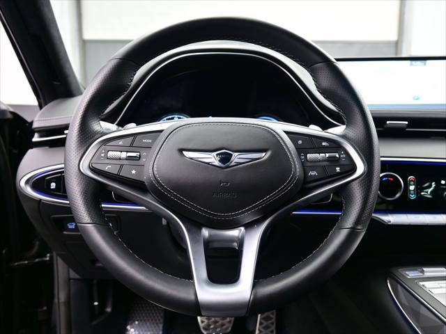 Photo of 2025 Vik Black Genesis GV70