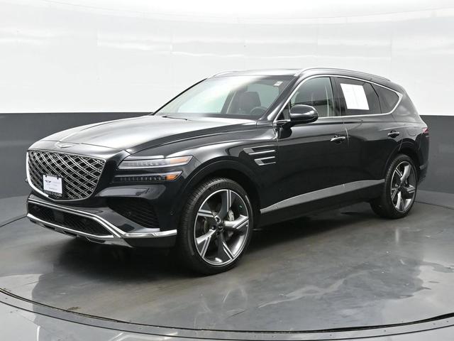 Photo of 2025 Vik Black Genesis GV80