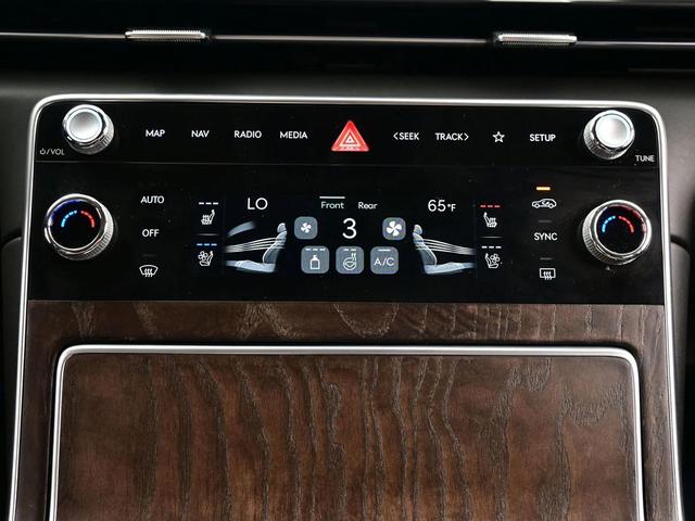 Photo of 2025 Vik Black Genesis GV80