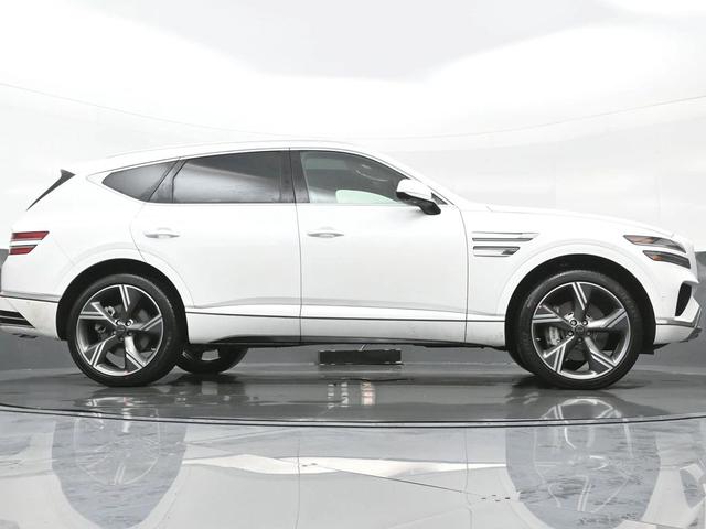 Photo of 2025 Uyuni White Genesis GV80