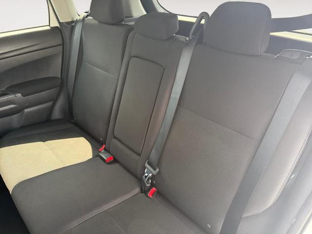 Photo of 2013 White Pearl Mitsubishi Outlander Sport