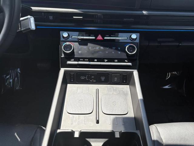 Photo of 2025 Gray Matte Hyundai SANTA FE HEV