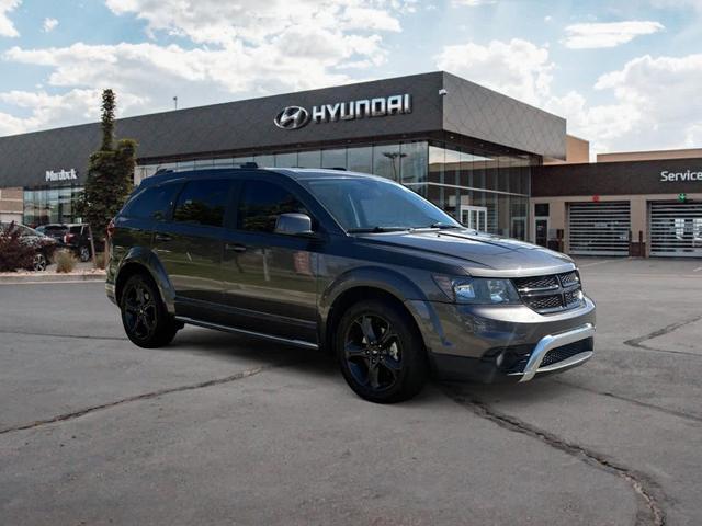 Photo of 2018 Granite Pearlcoat Dodge Journey