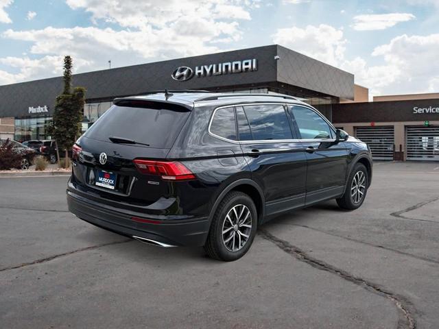 Photo of 2019 Deep Black Pearl Effect Volkswagen Tiguan