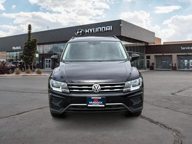 Photo of 2019 Deep Black Pearl Effect Volkswagen Tiguan