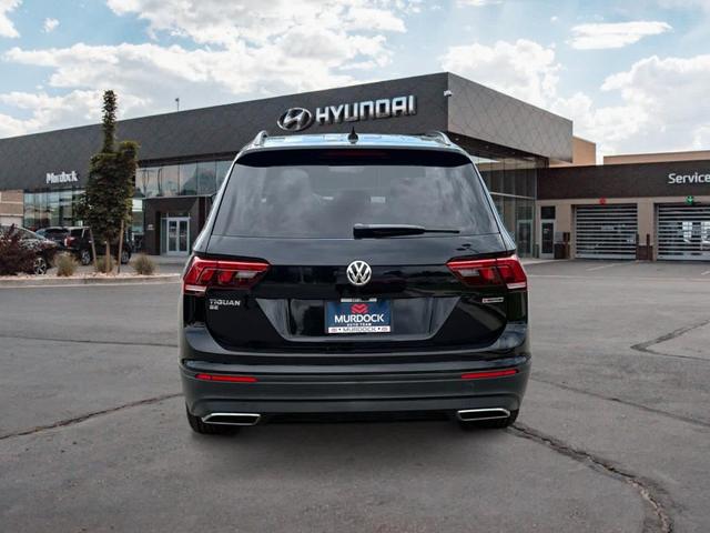 Photo of 2019 Deep Black Pearl Effect Volkswagen Tiguan
