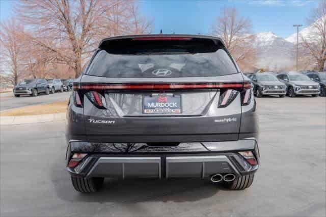 Photo of 2025 Titanium Gray Hyundai TUCSON Hybrid