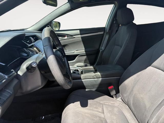 Photo of 2018 Lunar Silver Metallic Honda Civic