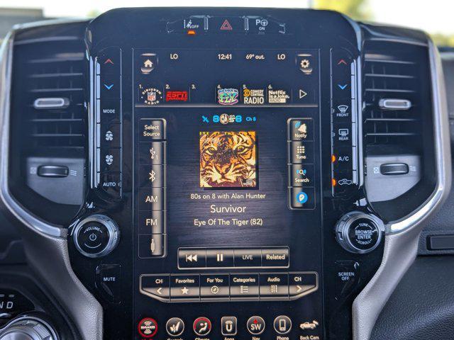 Photo of 2019 Diamond Black Crystal Pearlcoat RAM 1500