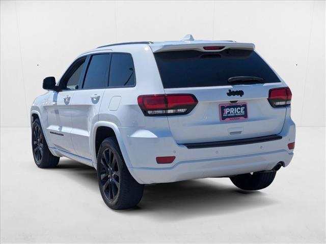 Photo of 2022 Bright White Clearcoat Jeep Grand Cherokee
