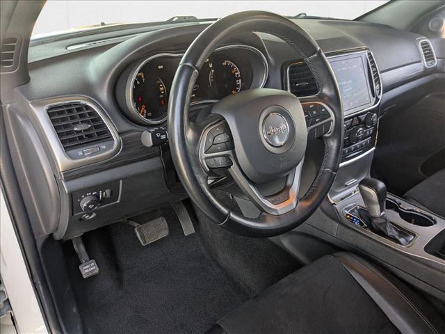 Photo of 2022 Bright White Clearcoat Jeep Grand Cherokee