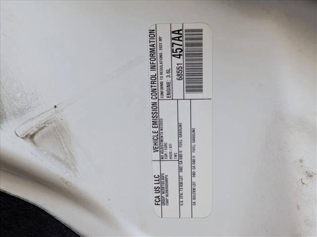 Photo of 2022 Bright White Clearcoat Jeep Grand Cherokee