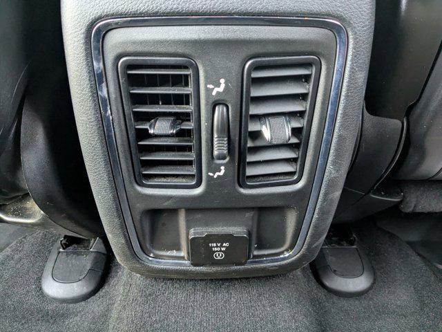Photo of 2022 Bright White Clearcoat Jeep Grand Cherokee