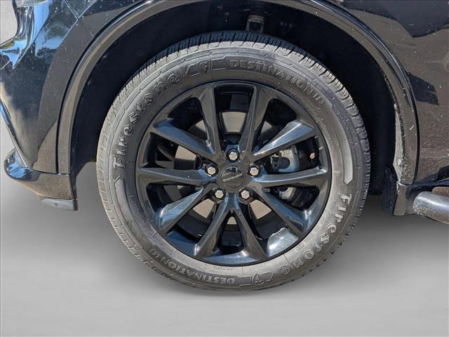 Photo of 2017 DB Black Crystal Clearcoat Dodge Durango