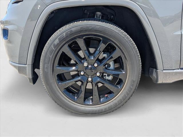Photo of 2020 Sting-Gray Clearcoat Jeep Grand Cherokee