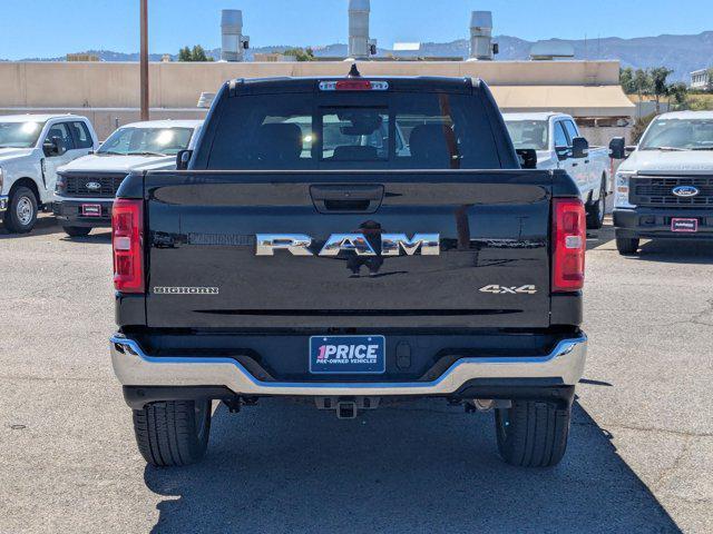 Photo of 2025 Diamond Black Crystal Pearlcoat RAM 1500