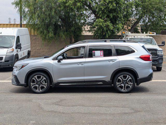 Photo of 2023 Ice Silver Metallic Subaru Ascent