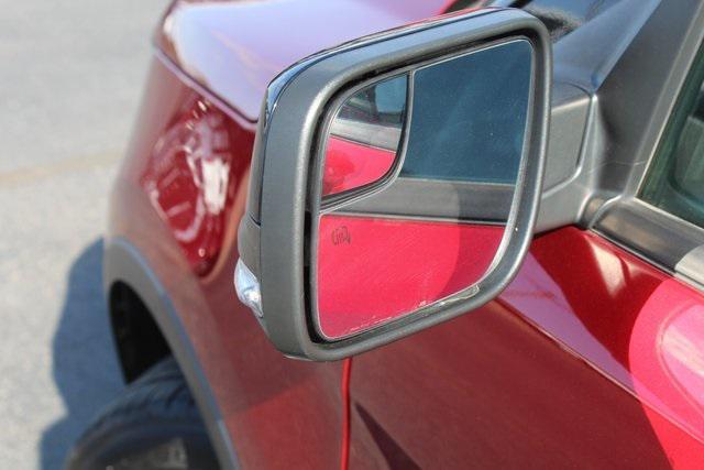 Photo of 2016 Ruby Red Metallic Ford Explorer
