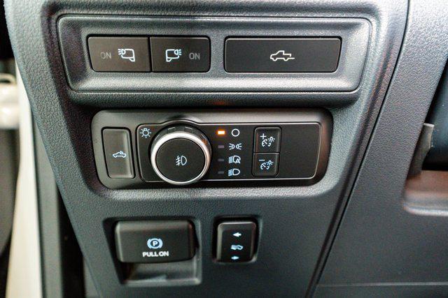 Photo of 2022 Space White Metallic Ford F-150