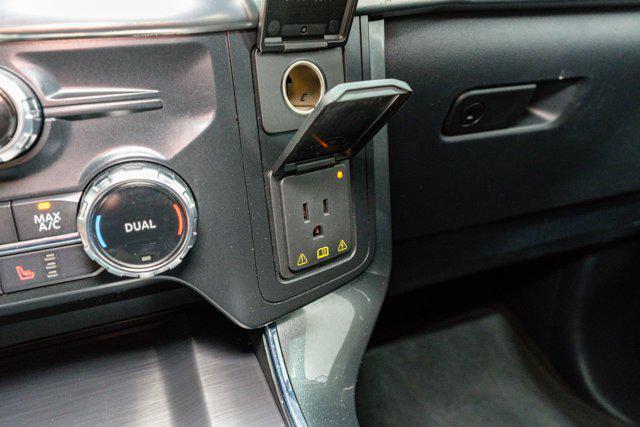 Photo of 2022 Space White Metallic Ford F-150