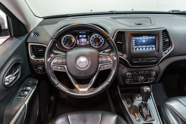 Photo of 2019 Billet Silver Metallic Clearcoat Jeep Cherokee