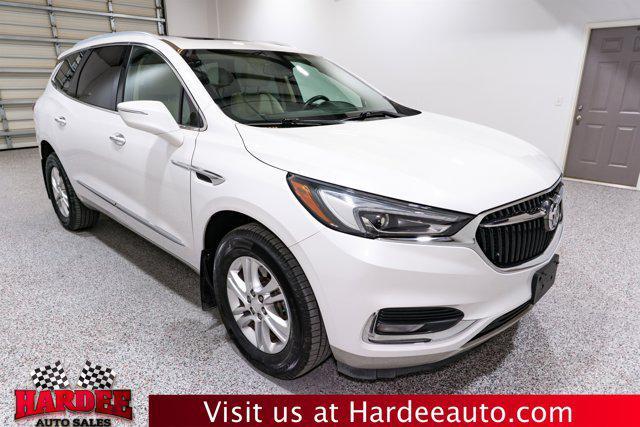 Photo of 2019 White Frost Tricoat Buick Enclave