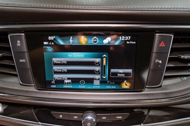 Photo of 2019 White Frost Tricoat Buick Enclave
