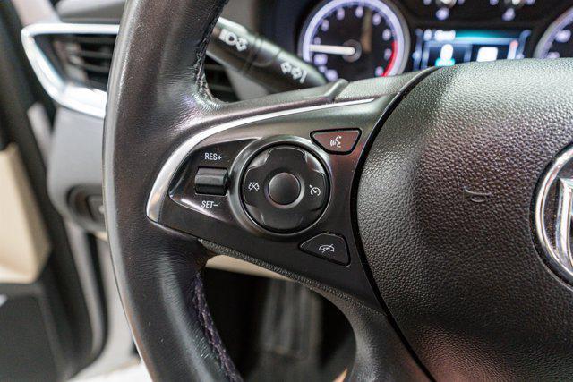 Photo of 2019 White Frost Tricoat Buick Enclave