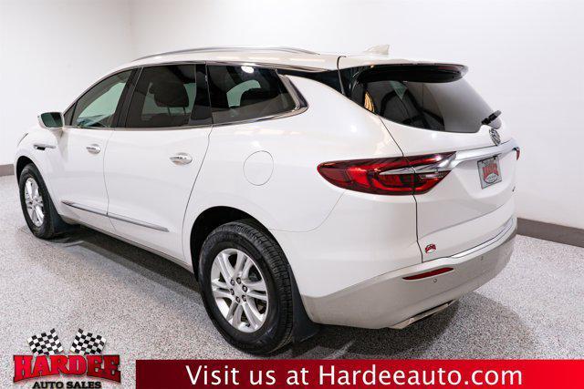 Photo of 2019 White Frost Tricoat Buick Enclave