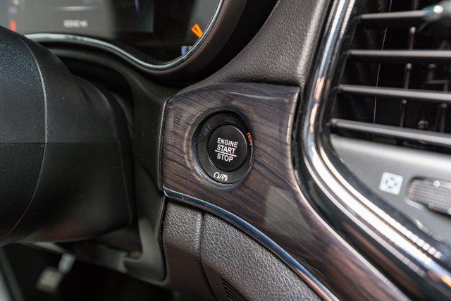 Photo of 2020 Bright White Clearcoat Jeep Grand Cherokee