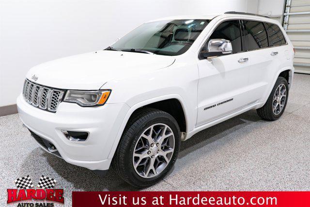 Photo of 2020 Bright White Clearcoat Jeep Grand Cherokee