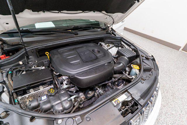 Photo of 2020 Bright White Clearcoat Jeep Grand Cherokee